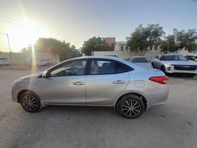Toyota Yaris 1.5 ATIV X — First Owner | Family Used