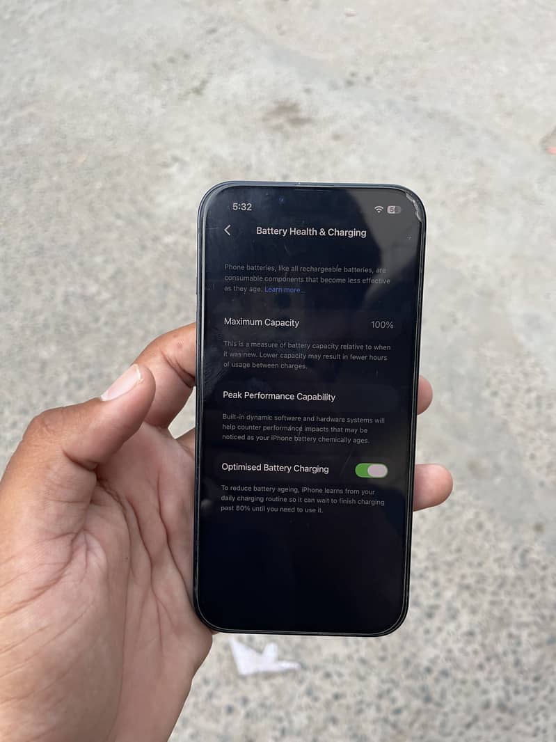 Apple iPhone 13 4