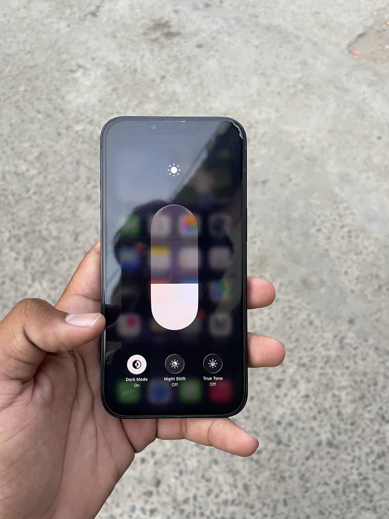 Apple iPhone 13 7