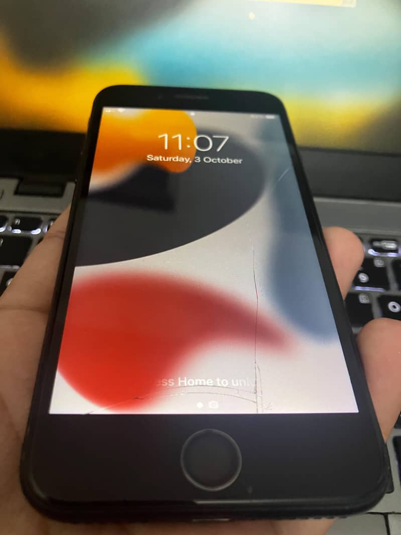 Apple iPhone 7 3