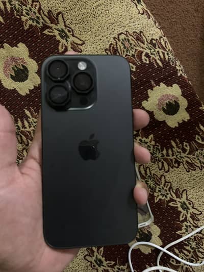 I phone 15 pro 0 scratches 10 10 condition battery health 89
