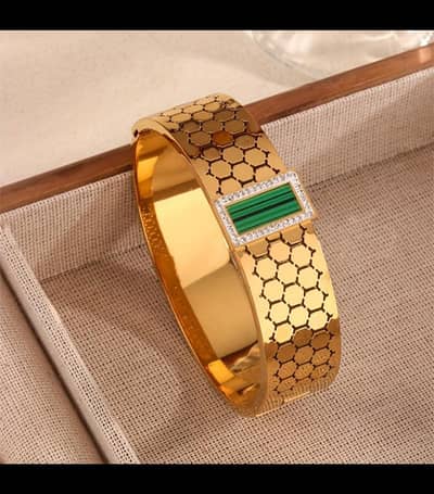Stainless Steel Gold Plated Jewellery  Waterproof wholesale price