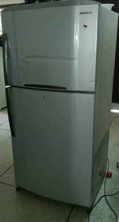 Toshiba No Frast Refrigerator