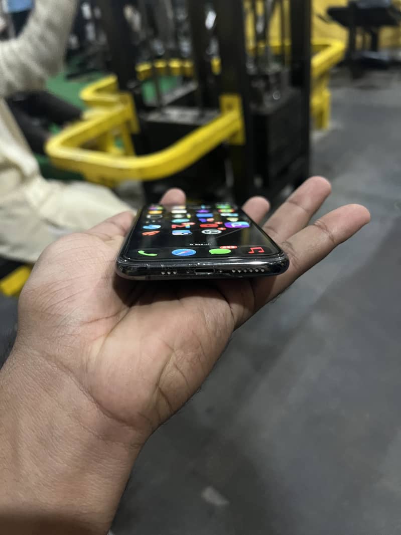 Apple iPhone 11 Pro JV 2