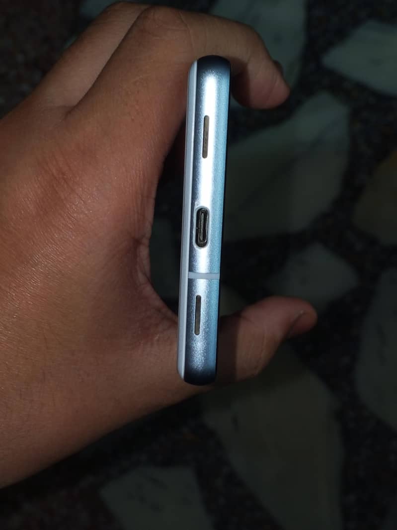 Google Pixel 7a 5