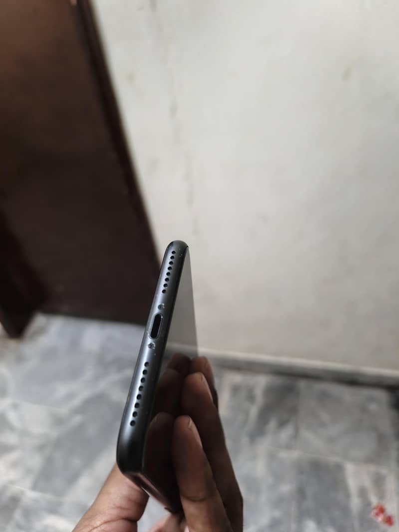 Apple iPhone 8 Plus 8