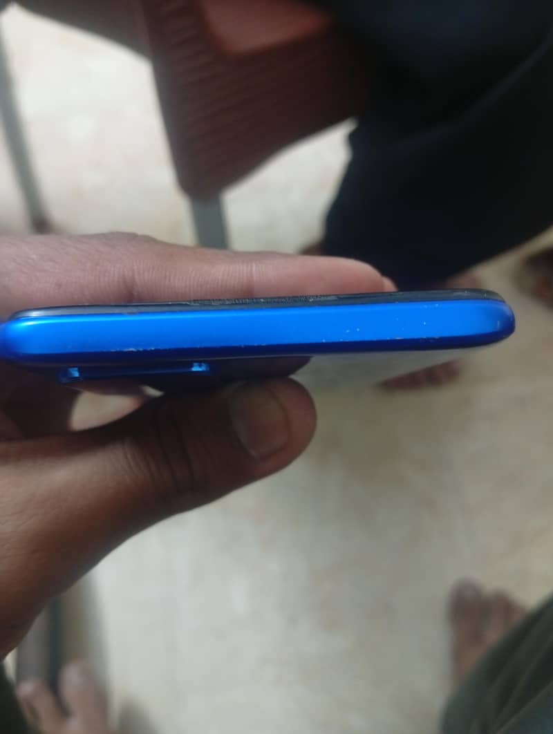 OPPO A54 4