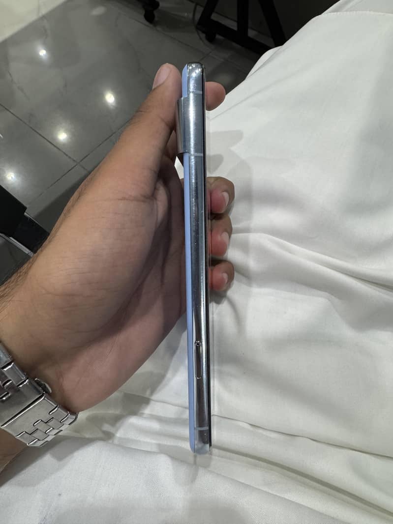 Google Pixel 8 Pro 3