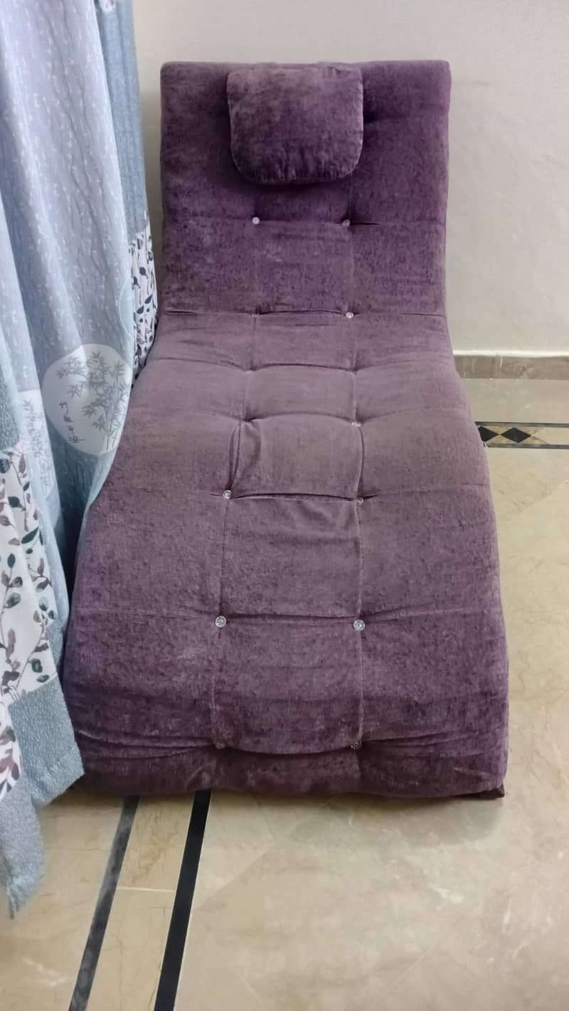 Daybed / relaxing sofa / resting sofa 1