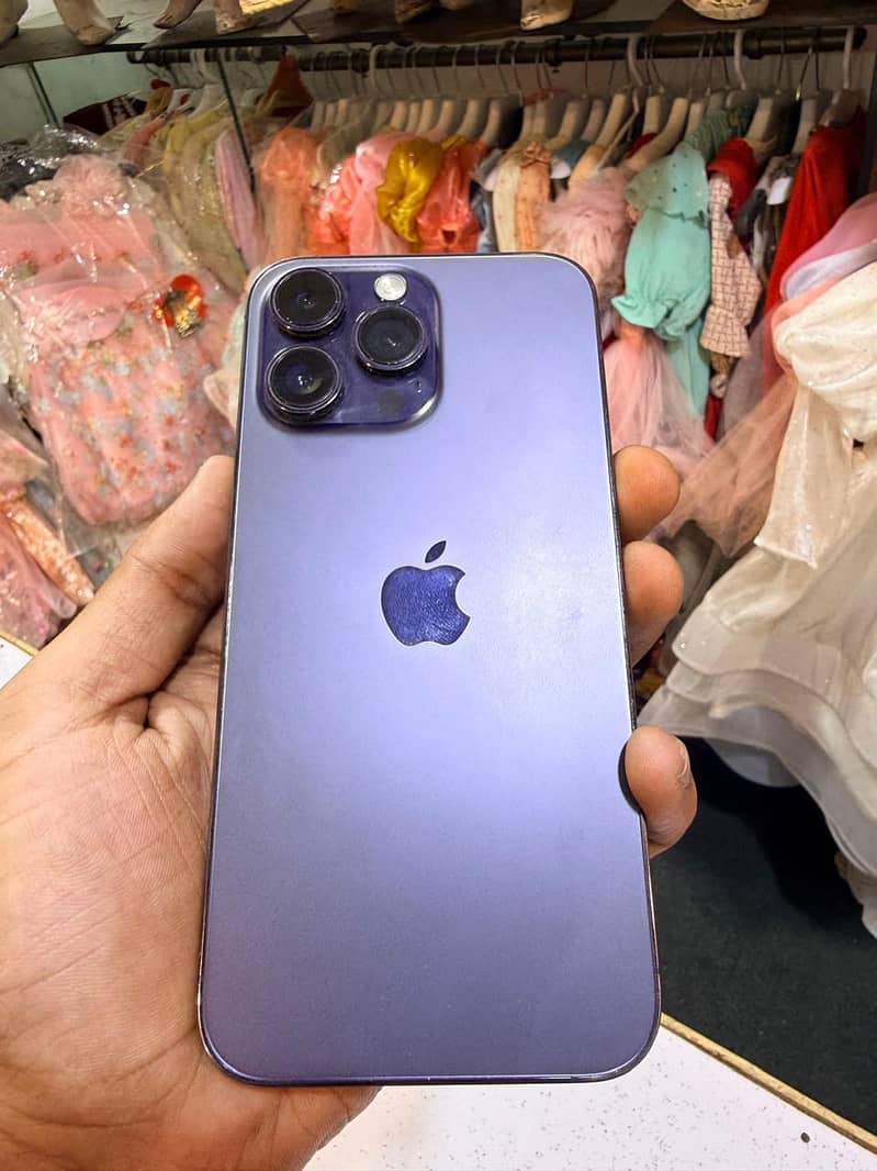 Apple iPhone 14 Pro Max 0