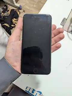 Apple iPhone 8 Plus 5