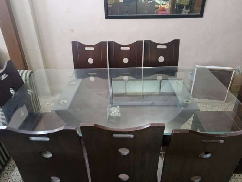 Good condition slightly used dining table royal type 2