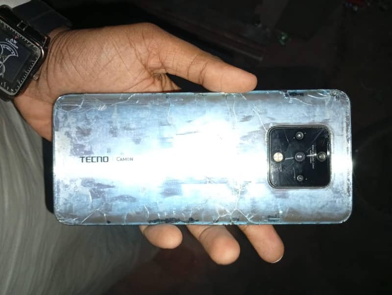 Tecno CAMON 16 Premier 1
