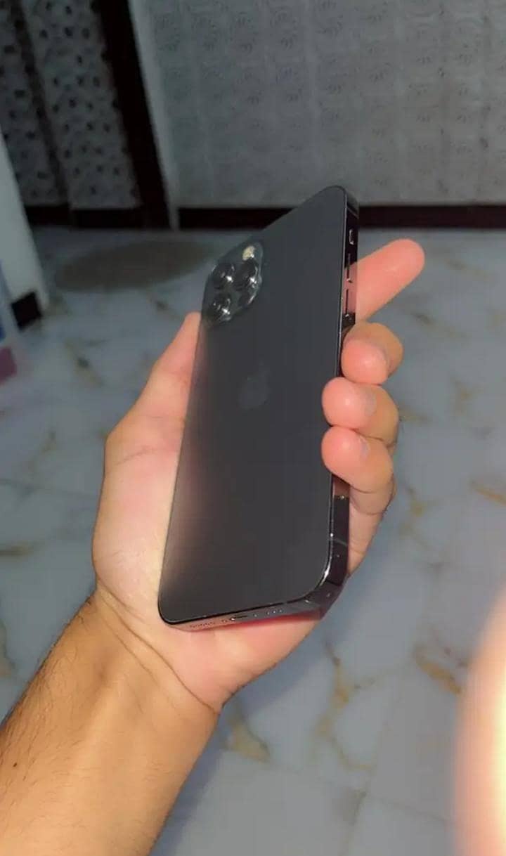 Apple iPhone 12 Pro 6
