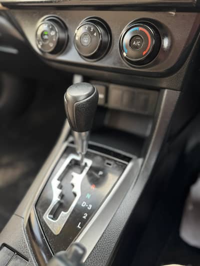 Toyota Corolla Altis 2017