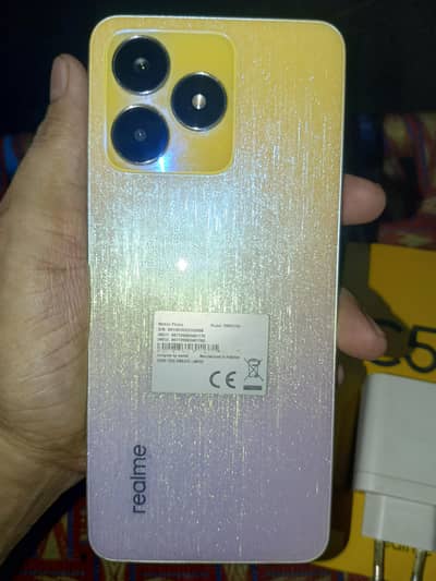 Realme C53 6/128 33wt fast charging