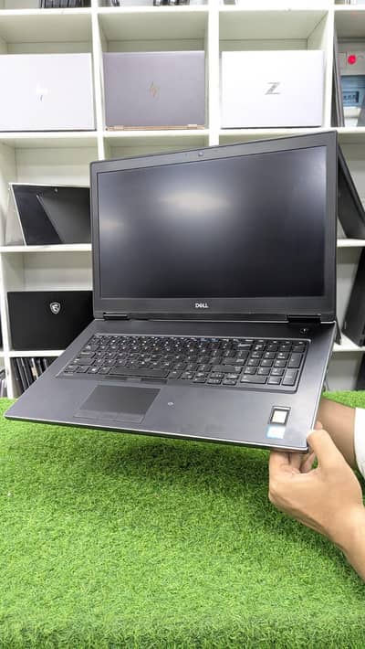 Dell Precision 7730 – Powerful 17.3” Business & Workstation Laptop