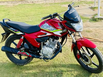 Honda 125CBF