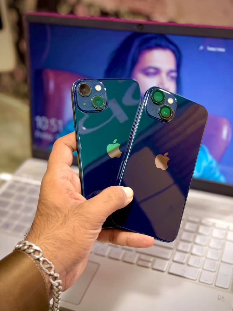 Apple iPhone 13 0