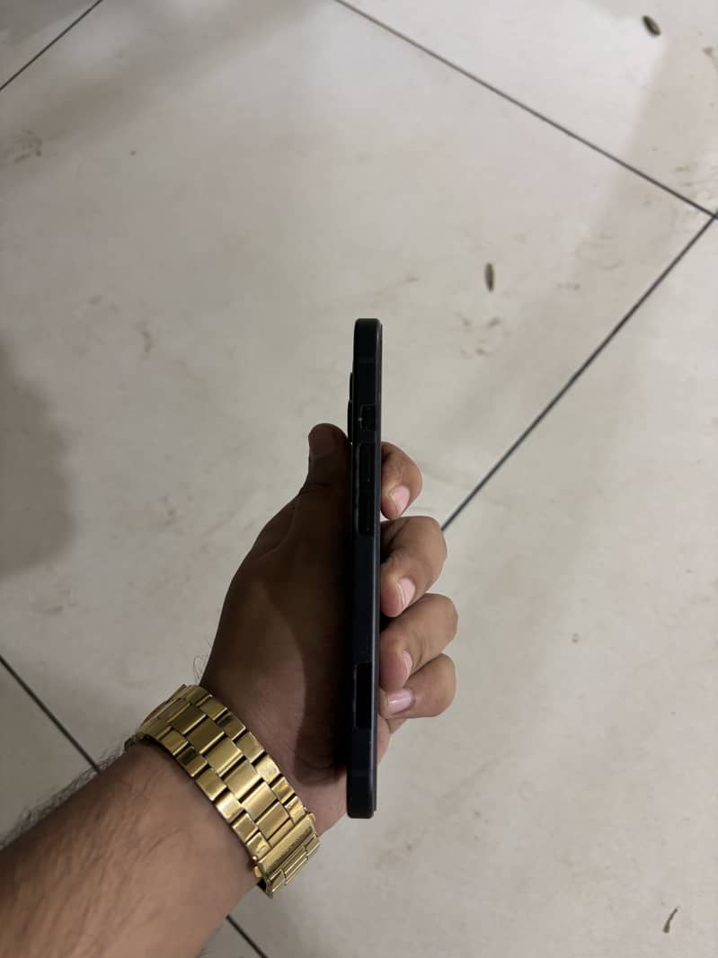 Apple iPhone 15 2