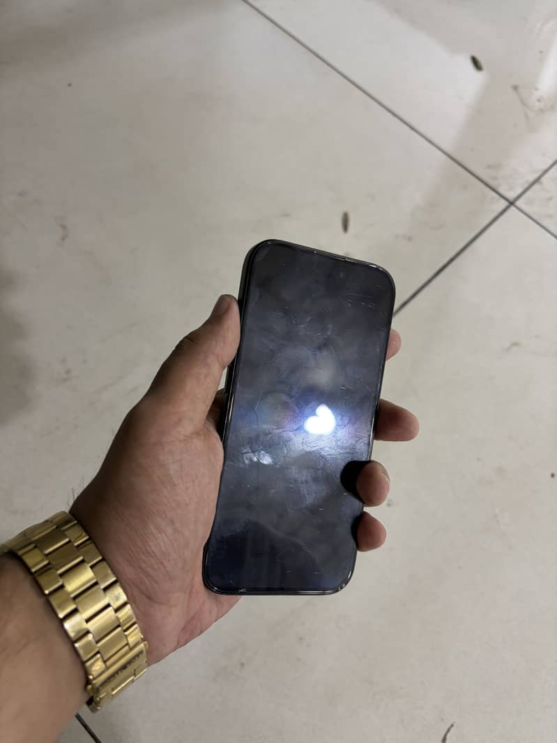 Apple iPhone 15 5