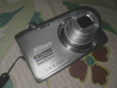 Canon S2900 Coolpix Silver color