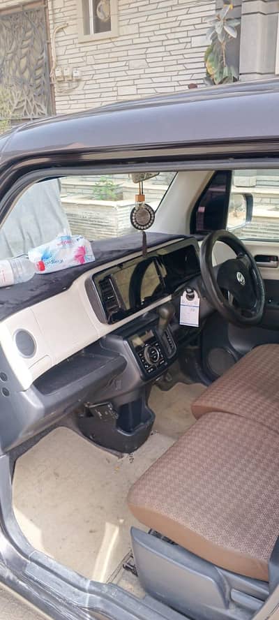 Nissan Moco 2015
