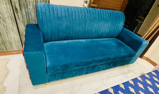 3-Seater Sofa – Molty Foam, Excellent Condition