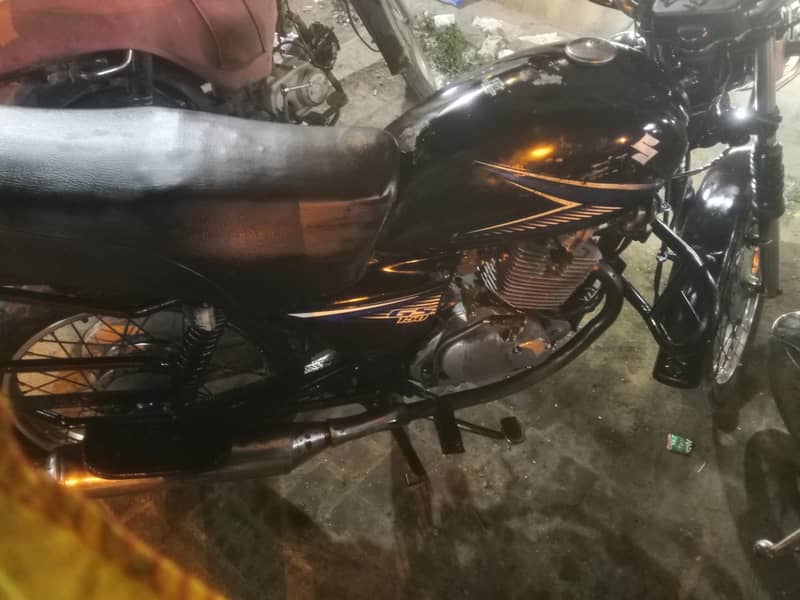 Suzuki 4