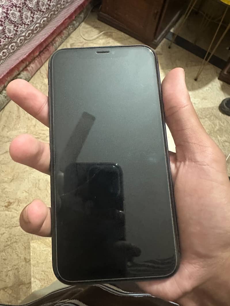 Apple iPhone 11 3