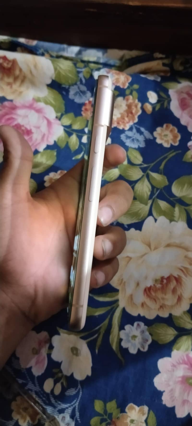 Google Pixel 8 3