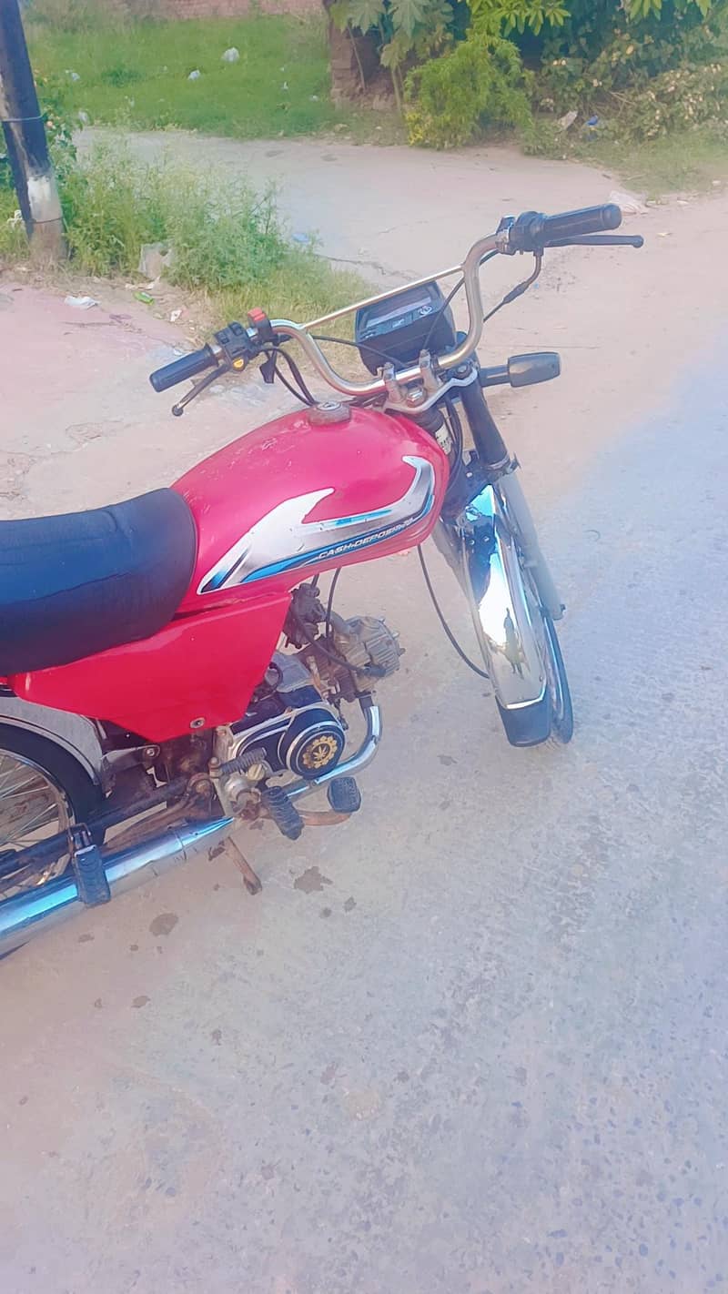 Honda CD 70 4