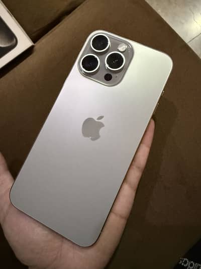 Apple iPhone 15 Pro Max