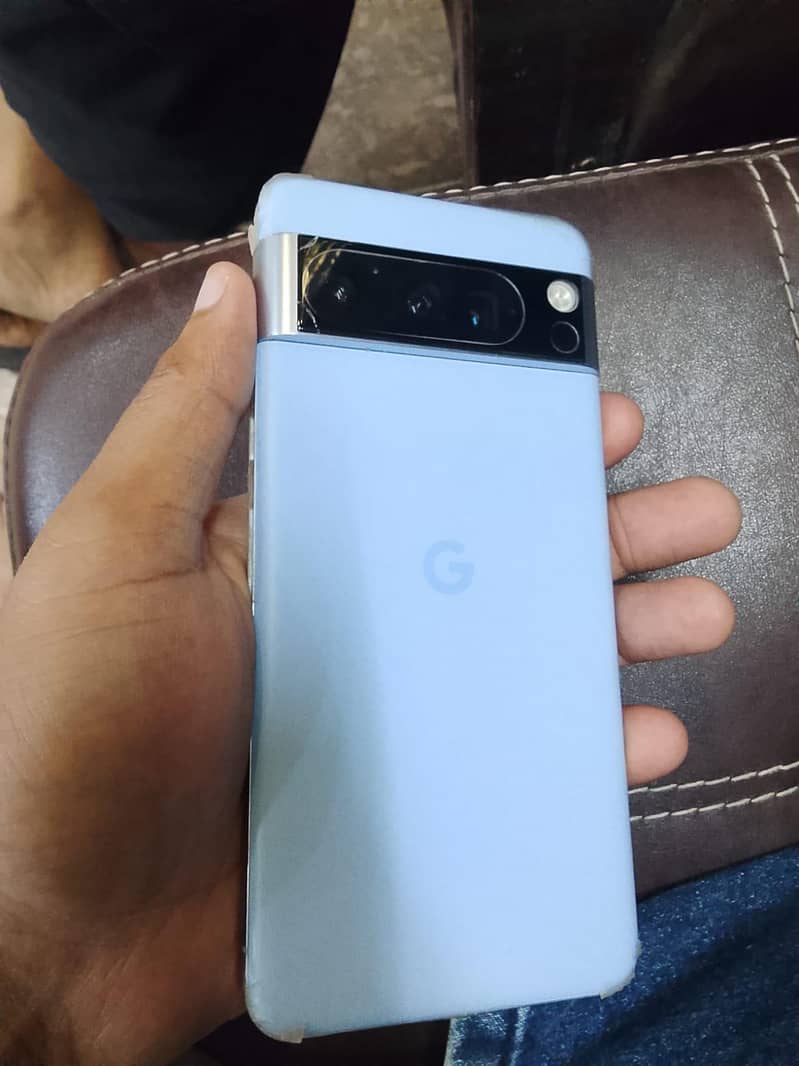 Google Pixel 8 Pro 0
