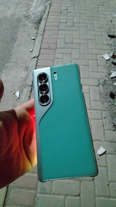 Tecno CAMON 40 Pro