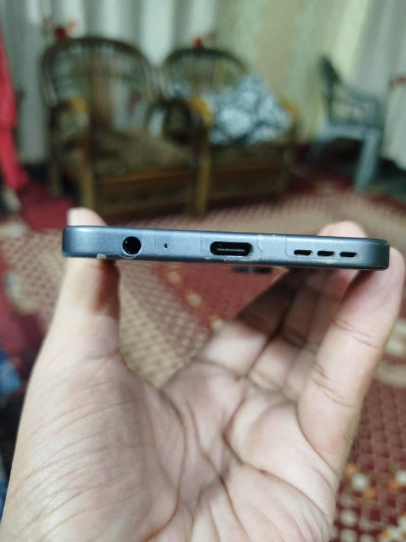 TECNO SPARK 40 PRO 4