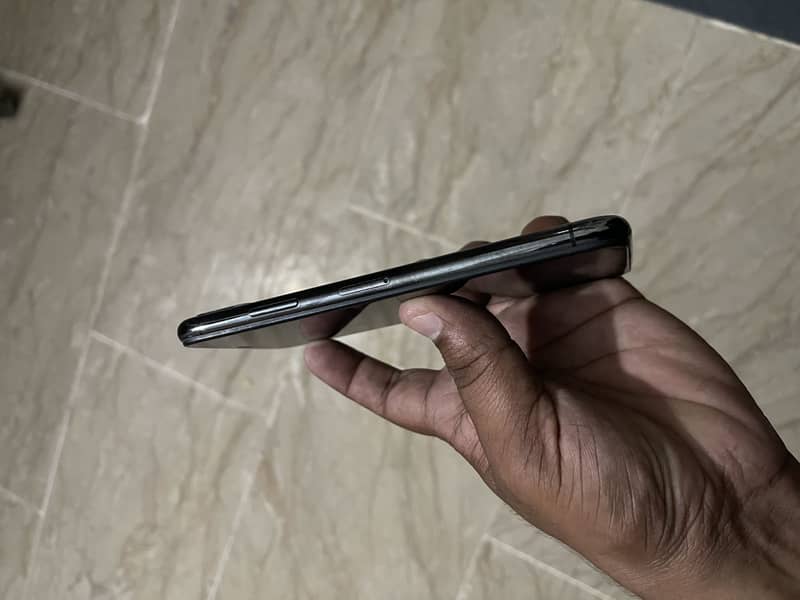 Apple iPhone X 2