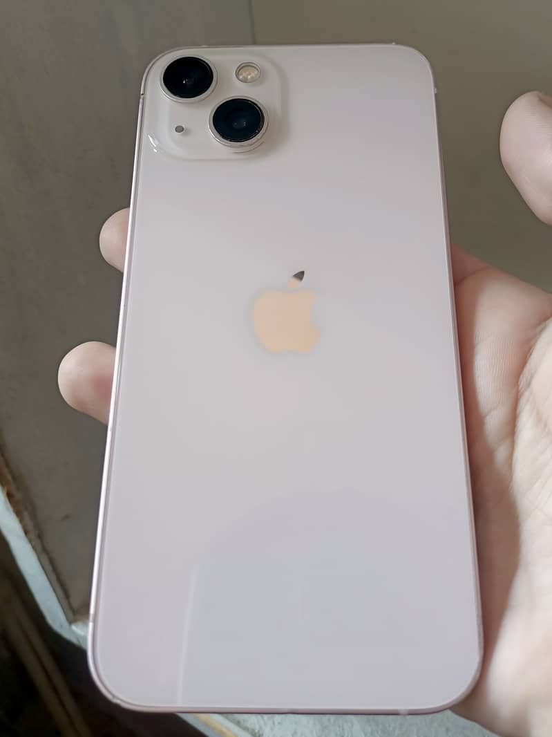 Apple iPhone 13 1
