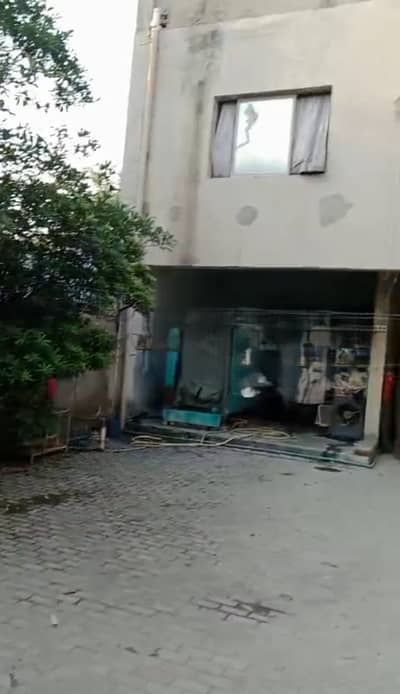 25000+ sq. ft. factory available for Rent on Defence road Lahore
