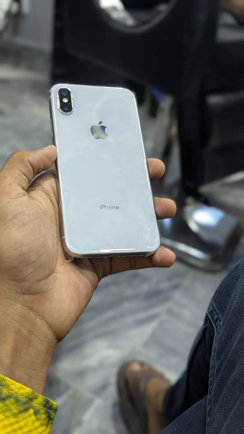 Apple iPhone X 0