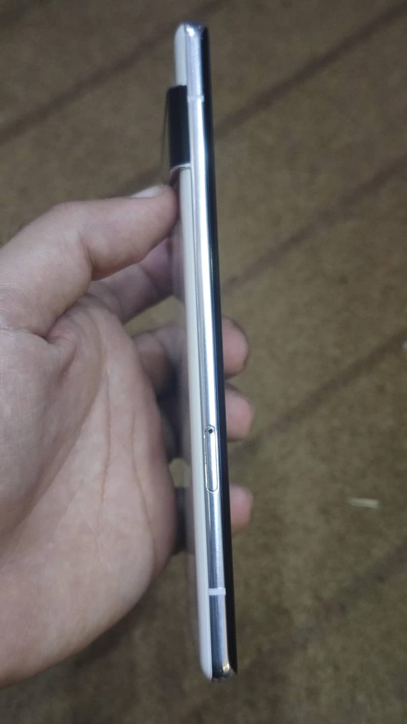 Google Pixel 6 Pro 2