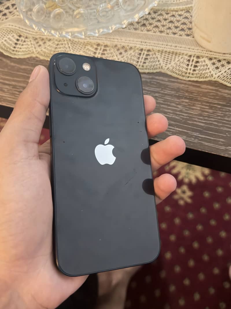 Apple iPhone 13 5