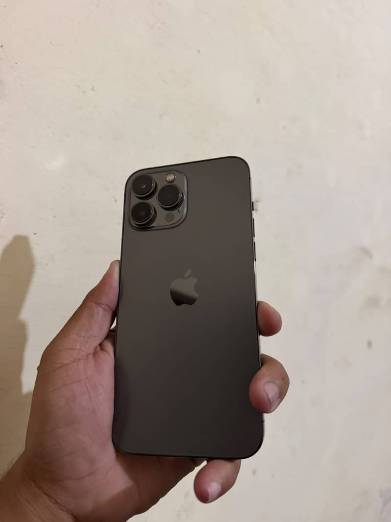 Apple iPhone 13 Pro Max 6