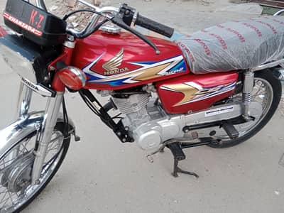 Honda 125 Hyderabad number 19 model