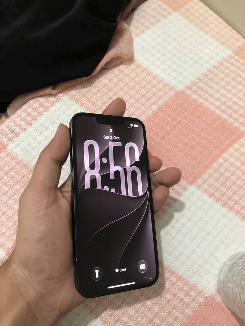 Apple iPhone 14 7