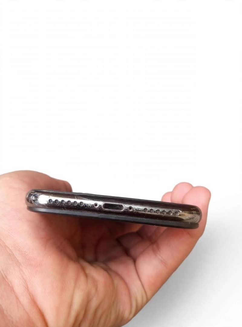 Apple iPhone X 2