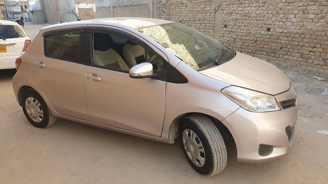 Toyota Vitz 2011 8