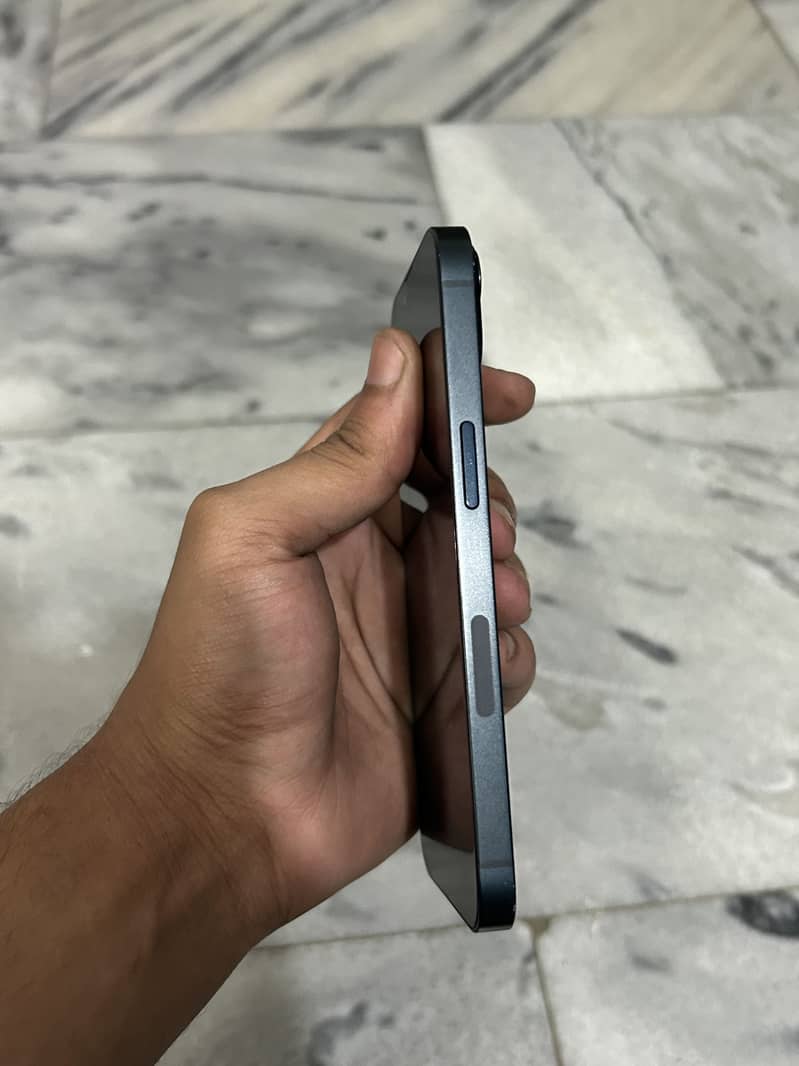 iPhone 13 jv 4