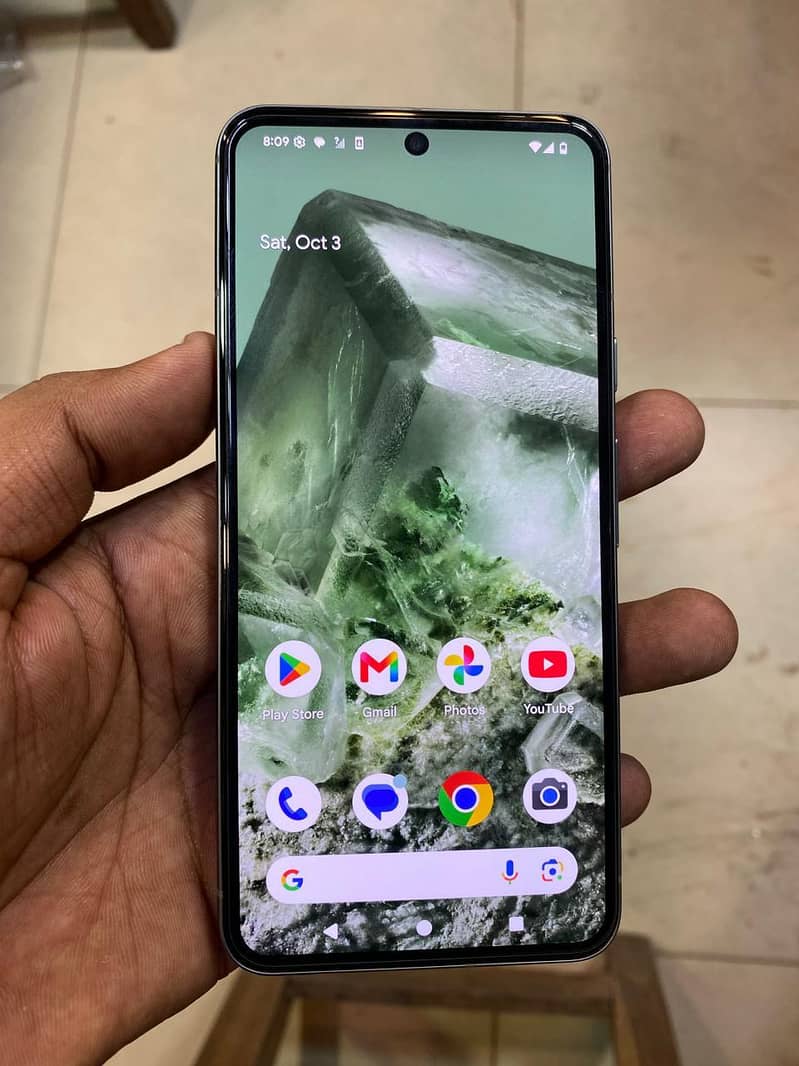 Google Pixel 8 1