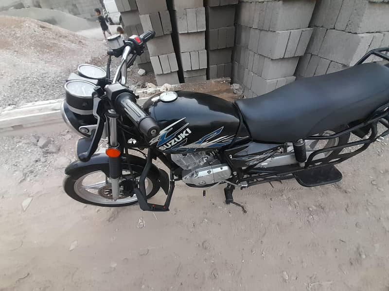 suzuki gs150 1